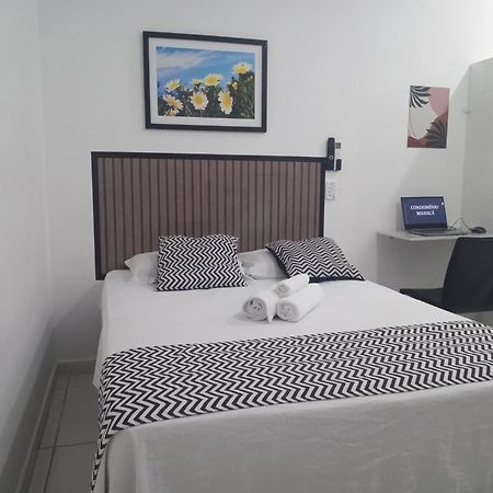 Loft 08 Completo Ar Canais Assinat Garagem Пиндамоньянгаба Экстерьер фото